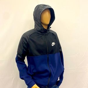 Size Large Nike Athletic jacket